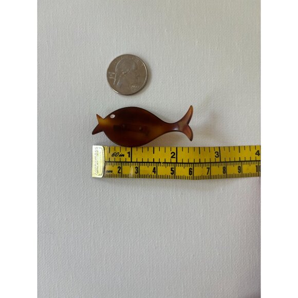 Vintage Bakelite Fish-Shaped Brown Tortoise Shell Style Brooch Pin - Picture 3 of 5